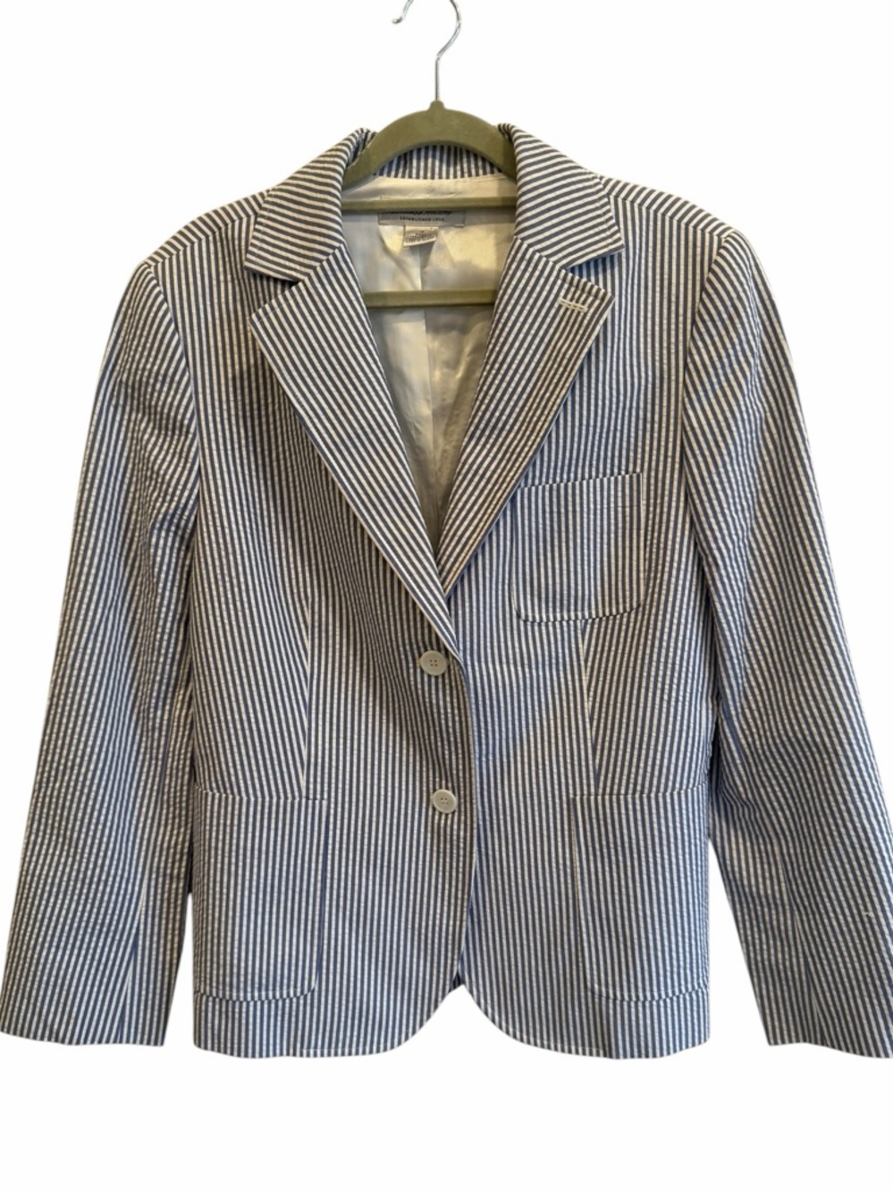 Brooks Brothers Women’s Blue And White Stripe Seersucker Blazer size 10 NWOT
